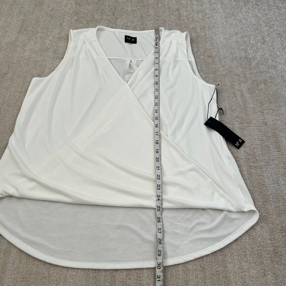 NWT No. 11 Los Angeles White Faux Wrap Hilo Surplice Blouse Top 2X - Picture 5 of 7